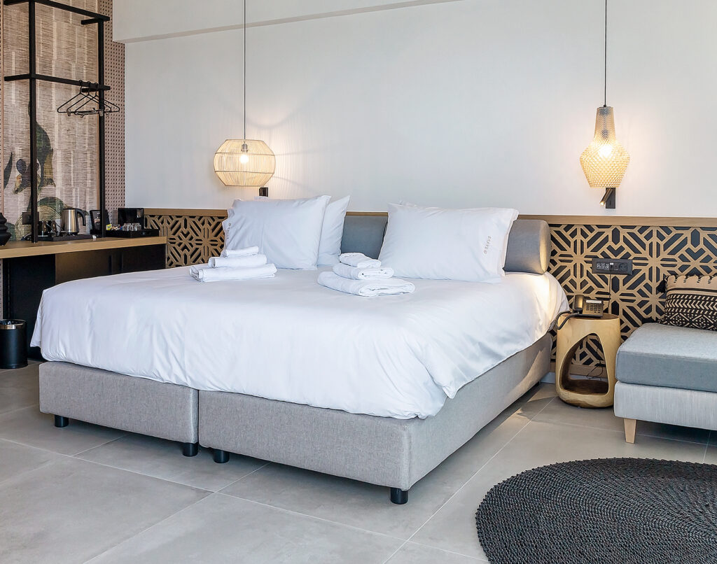BEDROOMS-3