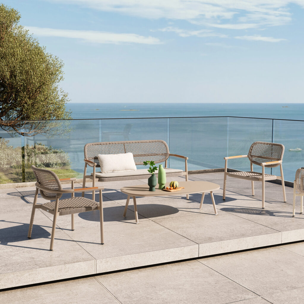 biotza DUBLIN-DELUXE-LOUNGE-LOCATION-2